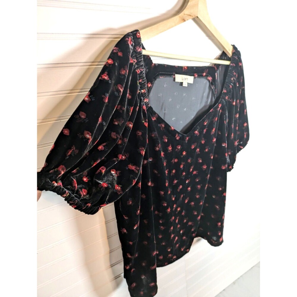 Loft Velour Top Womens XL Floral Whimsigoth Dark Cottagecore Puff Sleeve Goth